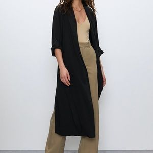 Aritzia Babaton Kahlo Robe